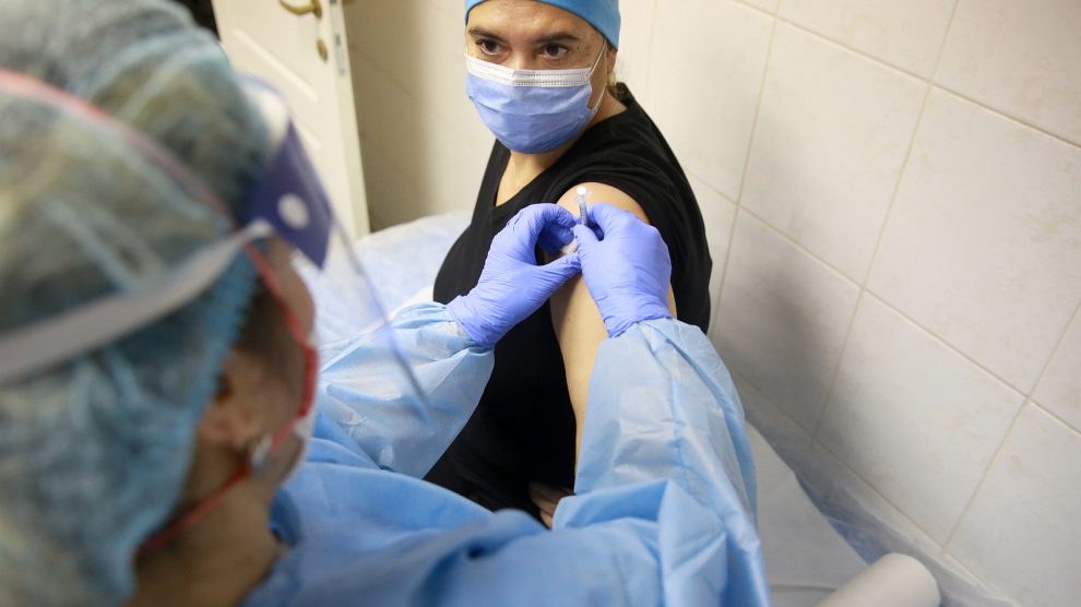 U Sloveniji državni službenici do 1. oktobra moraju da imaju dokaz o vakcinaciji