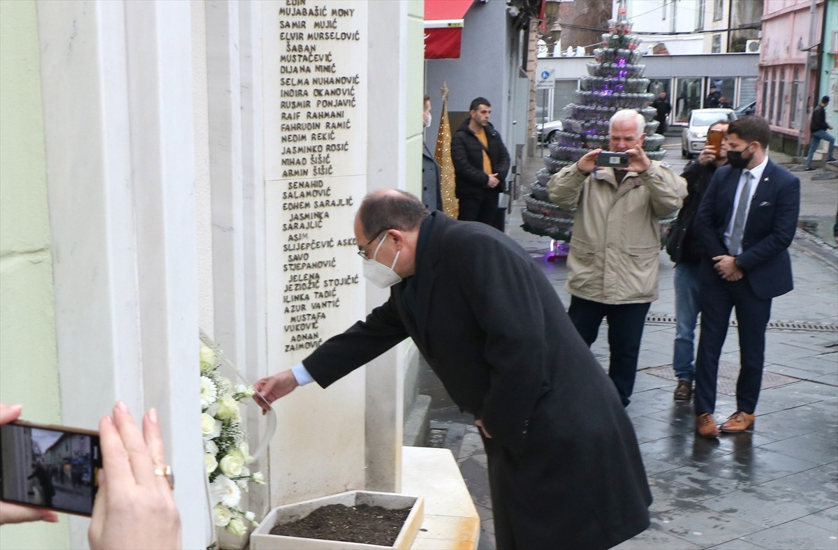 Christian Schmidt odao počast ubijenoj tuzlanskoj mladosti