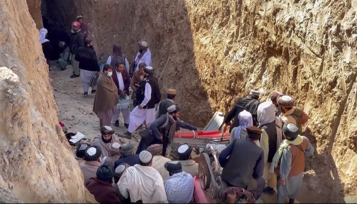 Preminuo dječak koji je prije tri dana pao u bunar u Afganistanu