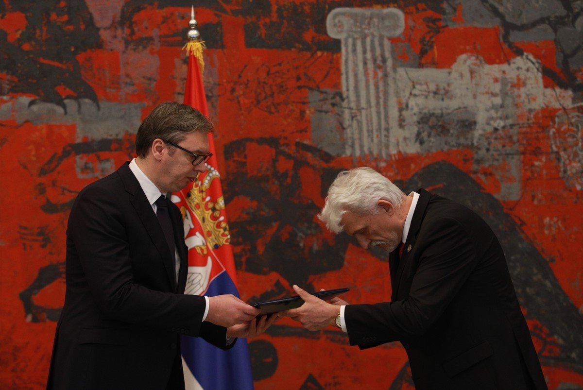 Vučić najavio da će Srbija učestvovati u obnovi gradova u Ukrajini