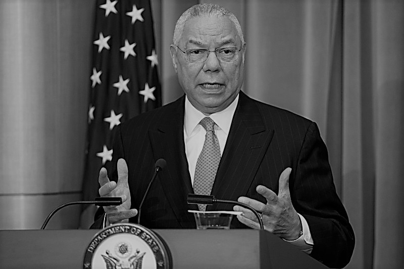 Preminuo Colin Powell