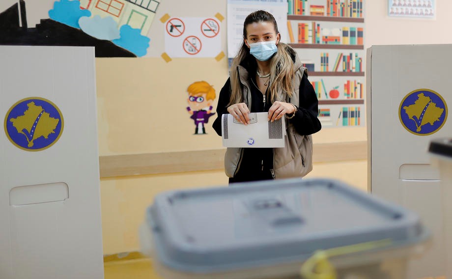 Samoopredeljenje bez ijednog gradonačelnika nakon prvog kruga lokalnih izbora na Kosovu