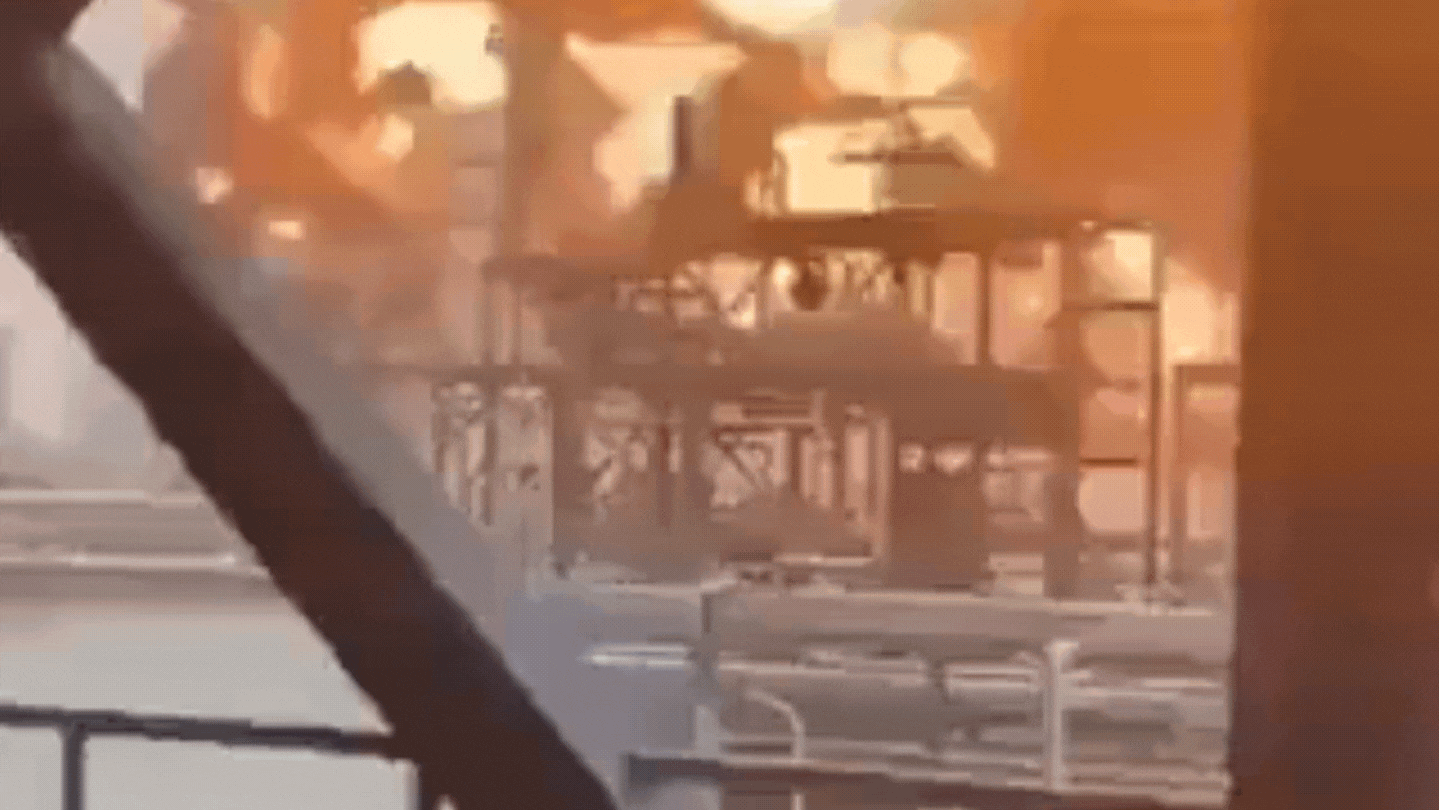 Požar u velikoj rafineriji nafte u Kuvajtu