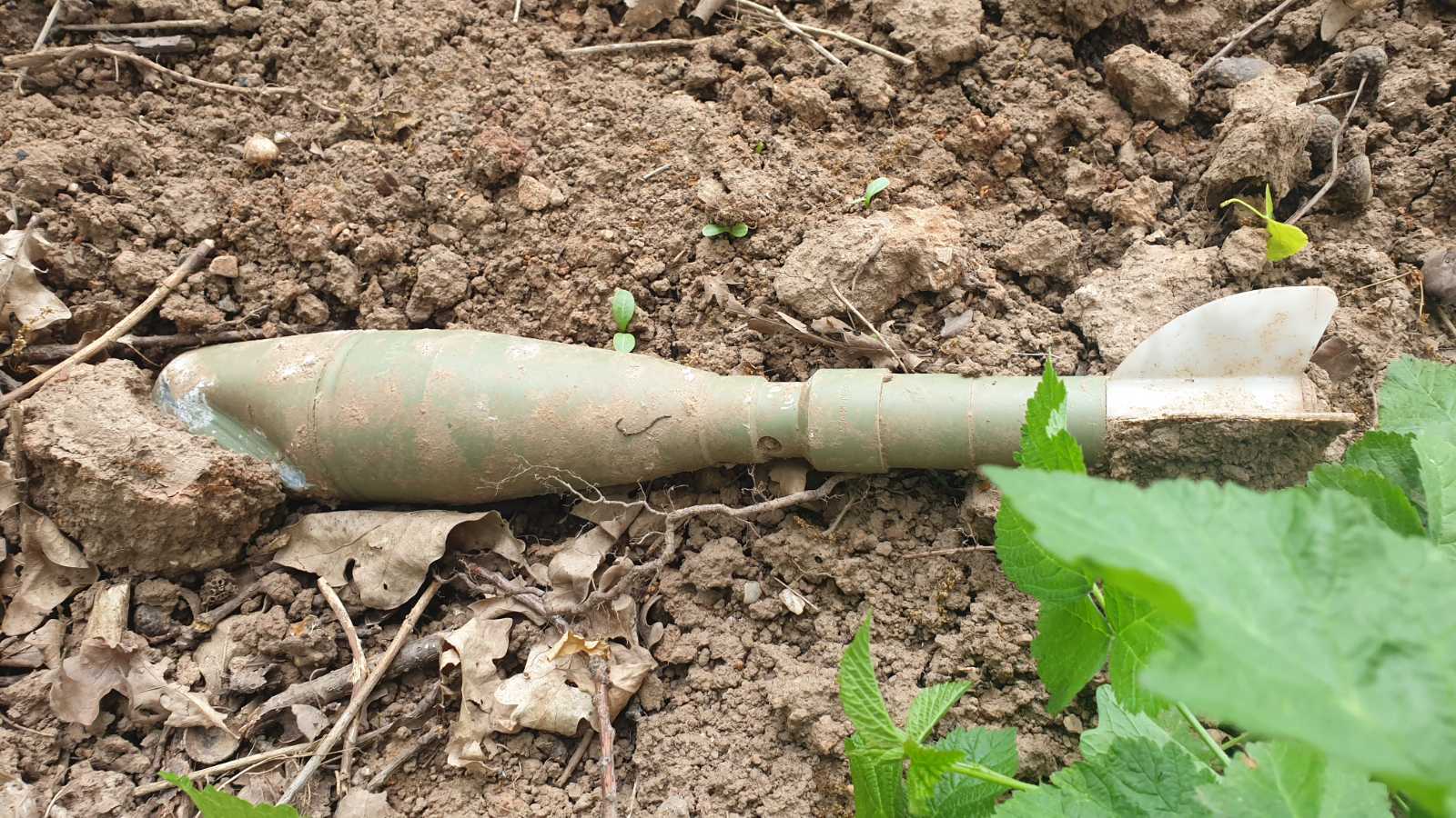 Pored škole na Dobrinji pronađeno neeksplodirano ubojno sredstvo