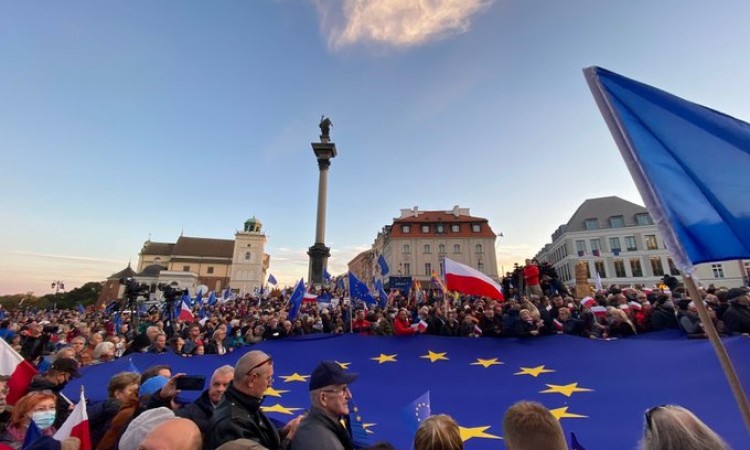 Morawiecki pred debatom sa EU zakonodavcima o vladavini prava u Poljskoj