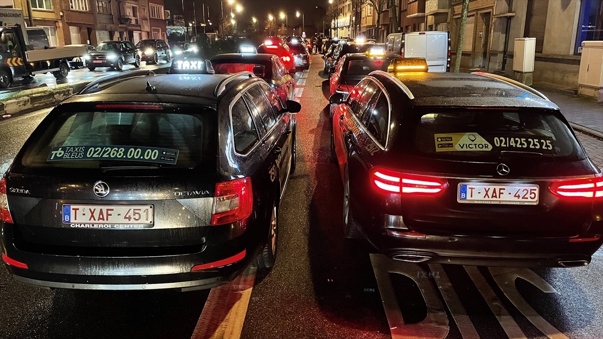 Zaustavljen saobraćaj: Protest taksista u Briselu