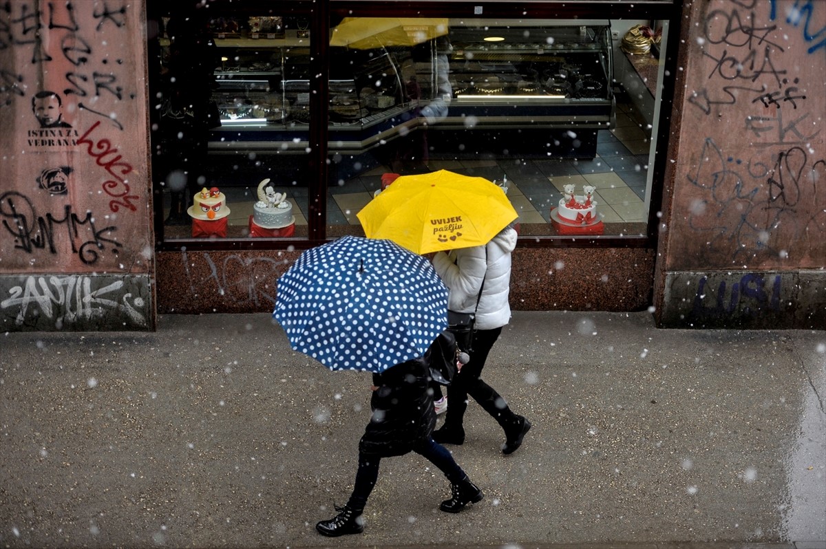 Snježni pokrivač formirao se po višim predjelima Bosne i Hercegovine, ali i u Sarajevu