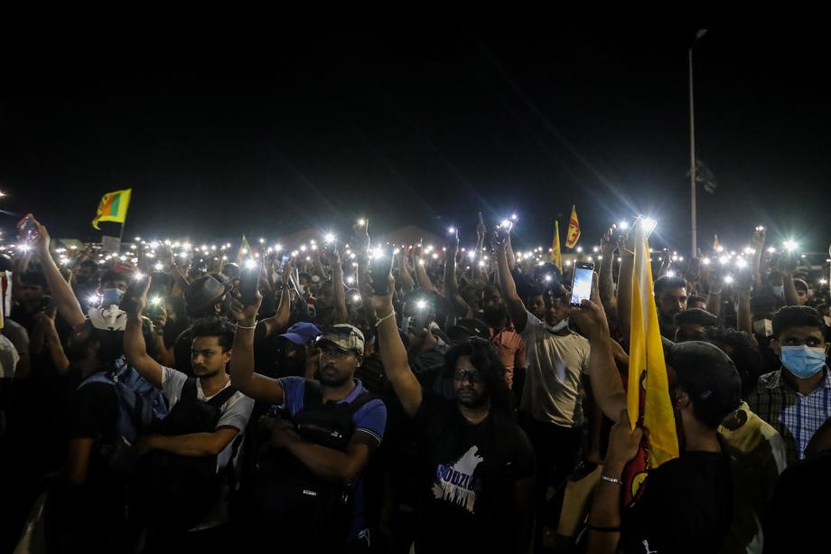 Nakon policijske pucnjave: Hiljade ljudi na ulicama Šri Lanke