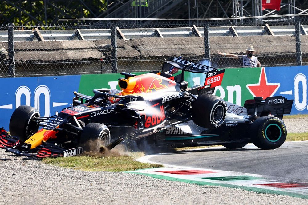 Direktor Red Bulla: Verstappen i Hamilton su zaslužili istu kaznu
