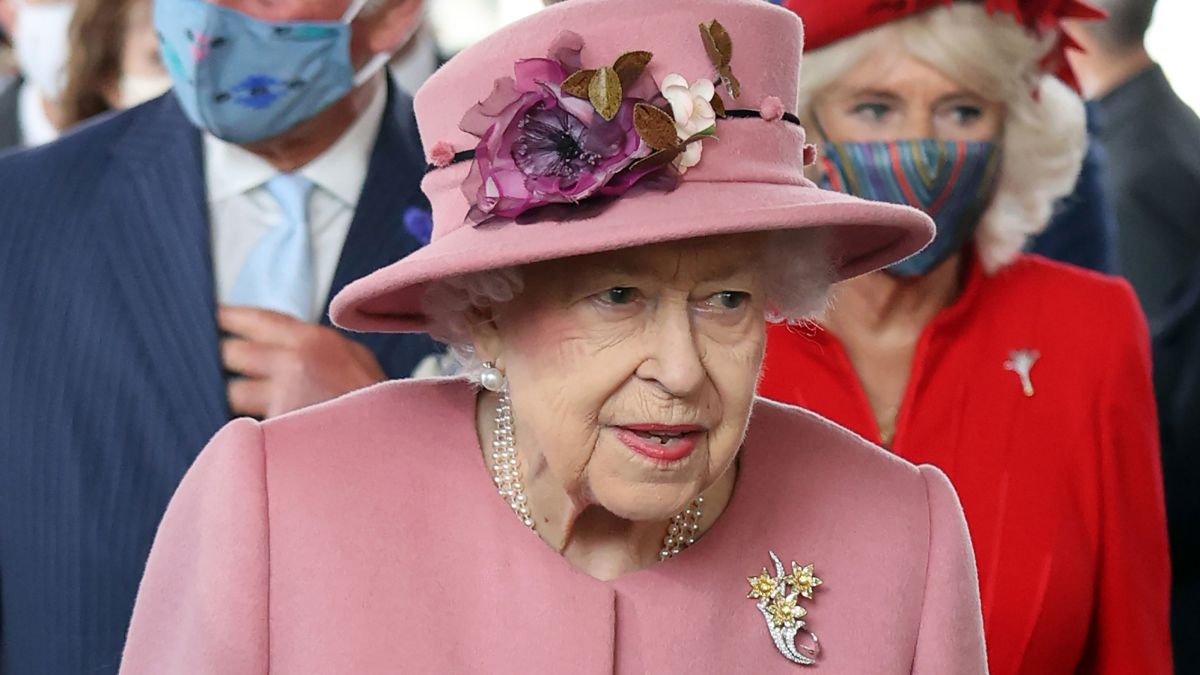 Kraljica Elizabeta Druga otkazala posjetu Sjevernoj Irskoj