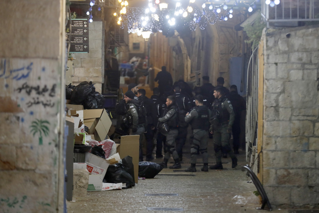 Izraelska policija ušla u kompleks džamije Al-Aqsa, sukob s vjernicima