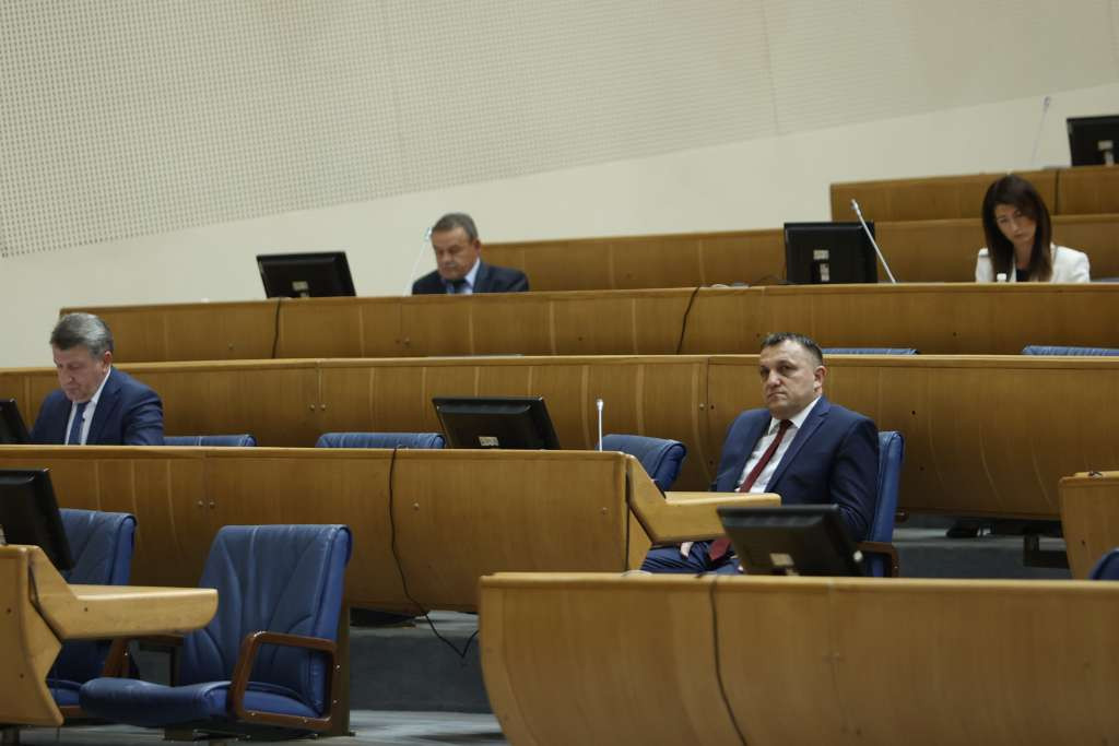 Prijedlog izmjena Zakona o radu u institucijama ide u skraćenu proceduru