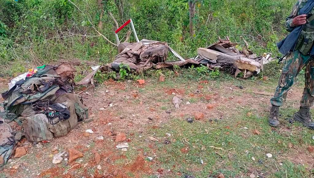 Deset policajaca i vozač poginuli u eksploziji u centralnoj Indiji
