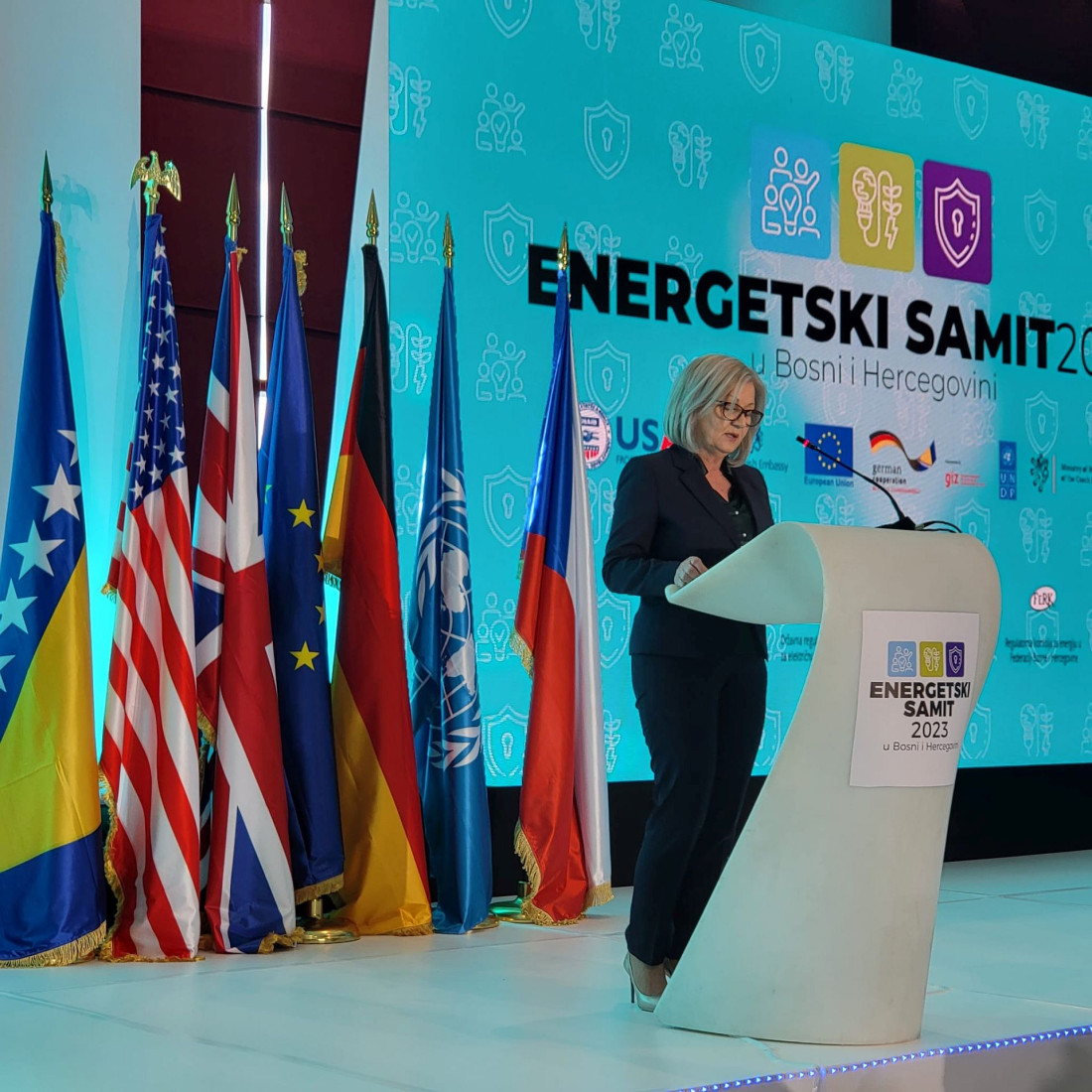 Krišto na Energetskom summitu: Energetska tranzicija među prioritetima Vijeća ministara