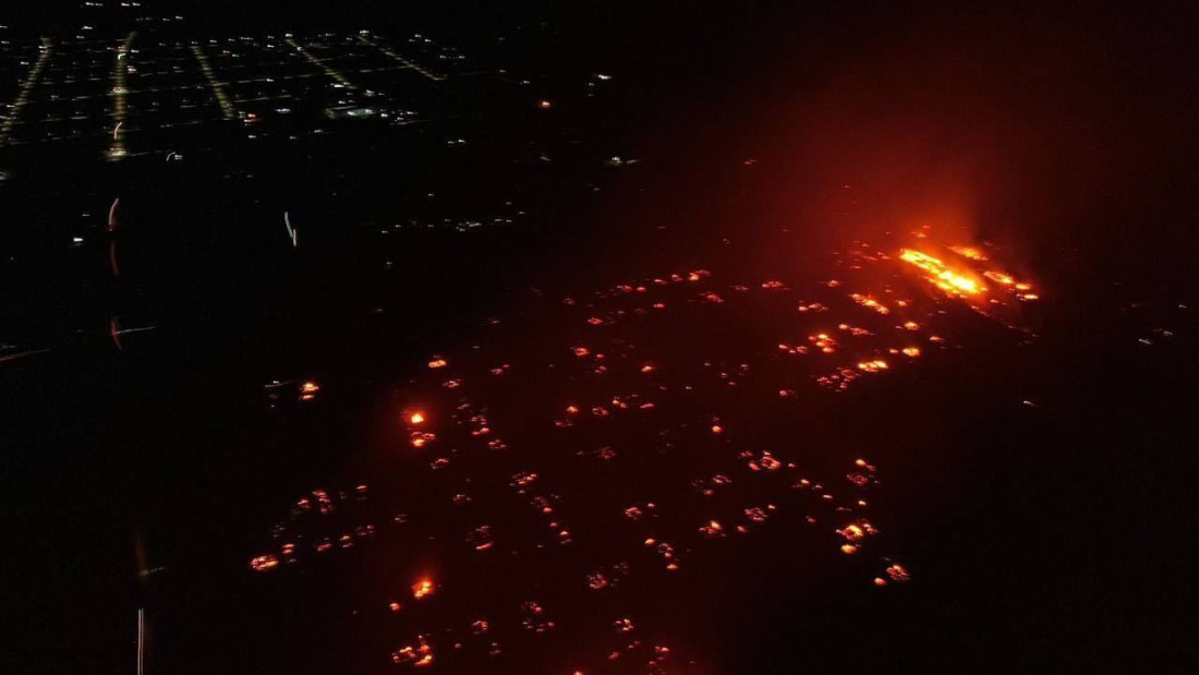 Veliki požar na Uralu: Vatra guta kuće i stabla, poginula jedna osoba