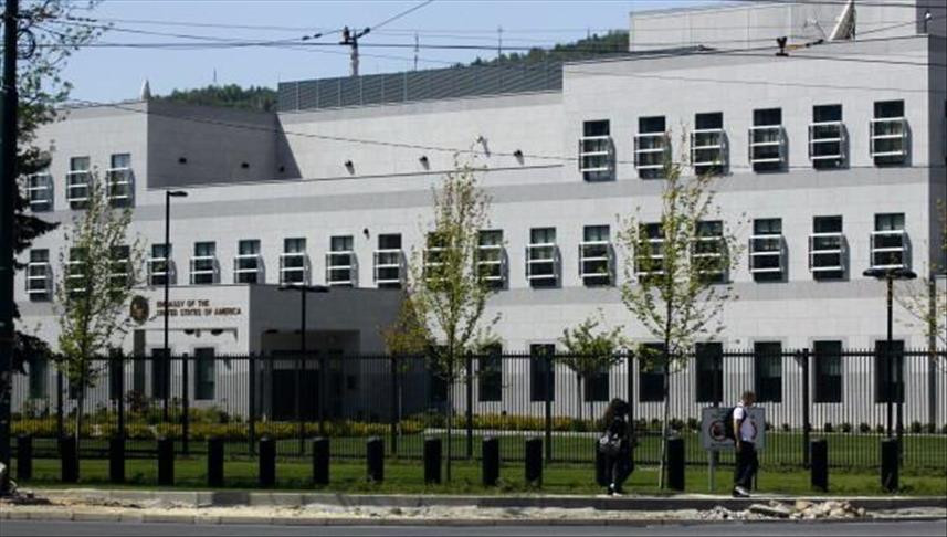 Ambasada SAD-a pozvala političke lidere da prestanu s bojkotima i blokadama