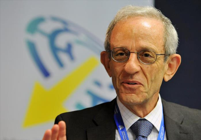 Serwer: Vučić zauzeo i proruski i proevropski prostor u Srbiji