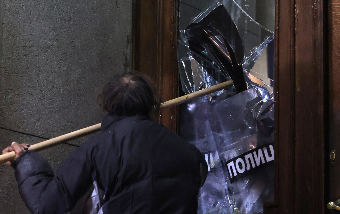 EU: Nasilje na protestima neprihvatljivo, istražiti izborne neregularnosti