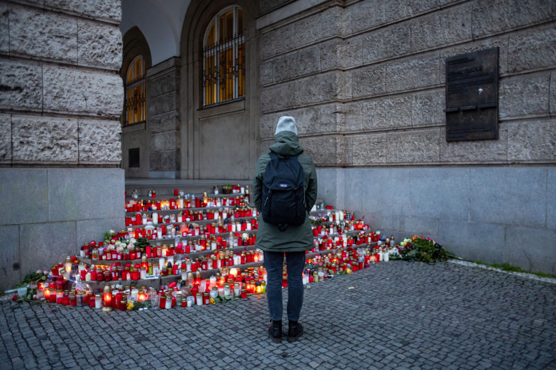 Napadač iz Praga u oproštajnom pismu priznao ubistvo bebe i njenog oca