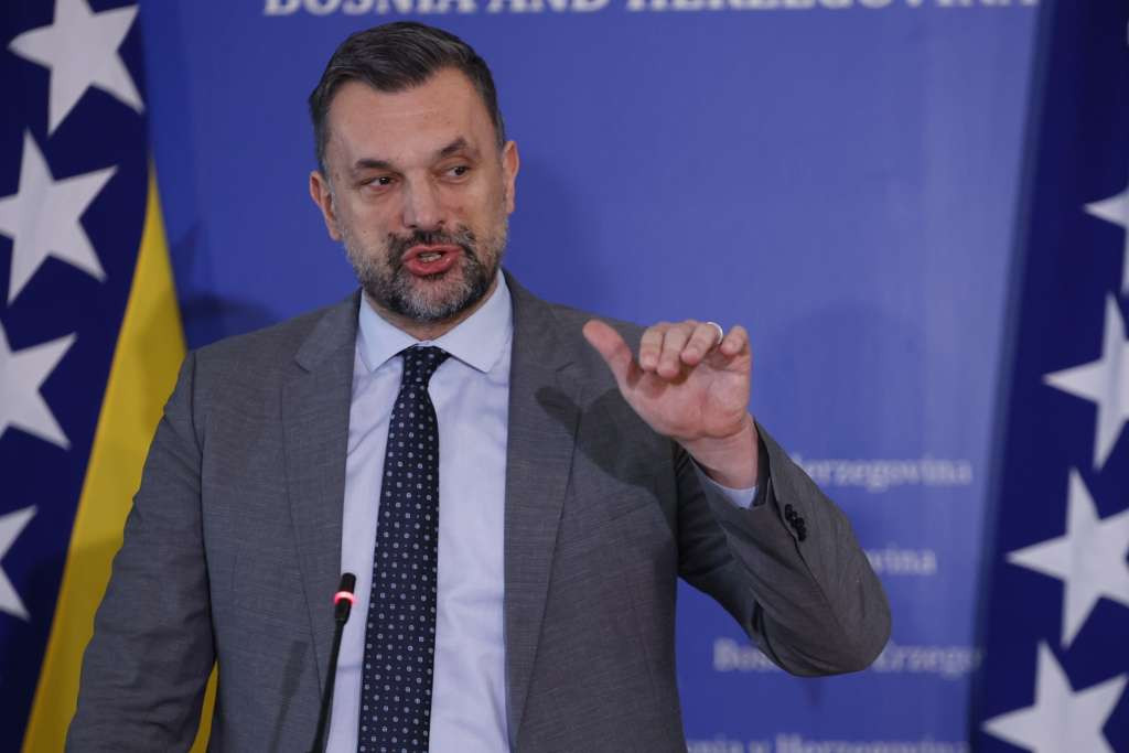 Konaković: Ne smije se desiti blokada, visoki predstavnik mora reagirati