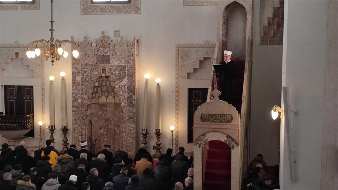 Hutba reisa Kavazovića: Učešćem u akcijama pokažimo da naša solidarnost nije samo verbalna već i praktična