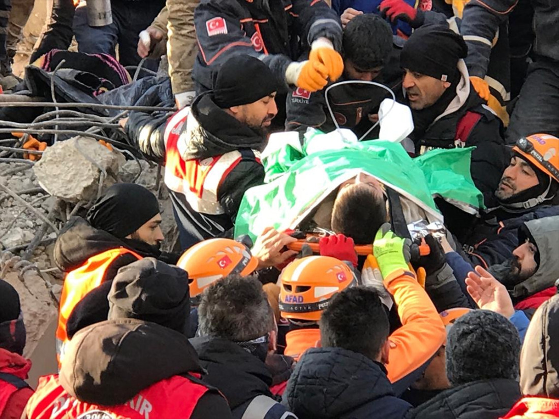 Utrka s vremenom se nastavlja: Spasioci i dalje nalaze preživjele