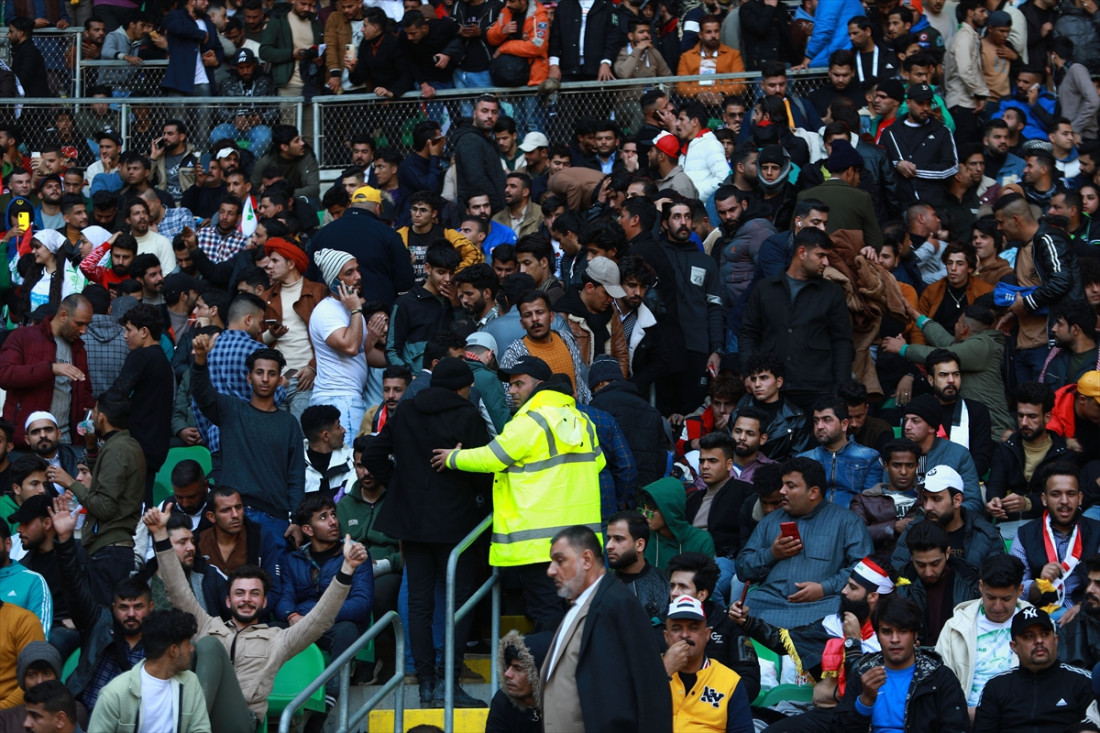 U stampedu ispred fudbalskog stadiona poginula jedna osoba, desetine povrijeđeno