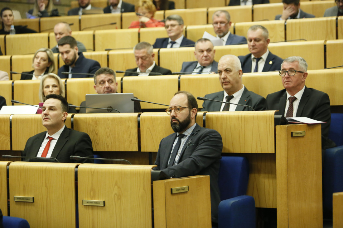 Zastupnici danas nastavljaju sjednicu o budžetu, Vlada o amandmanima