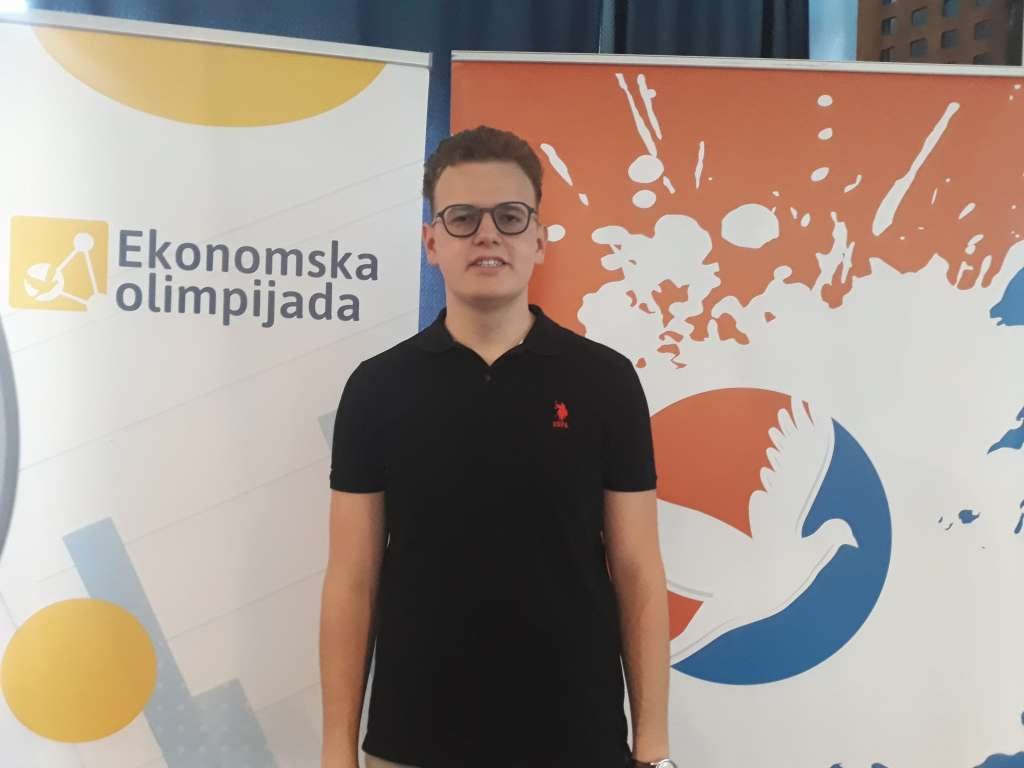 Pet najboljih učenika predstavljat će BiH na Ekonomskoj olimpijadi u Bratislavi