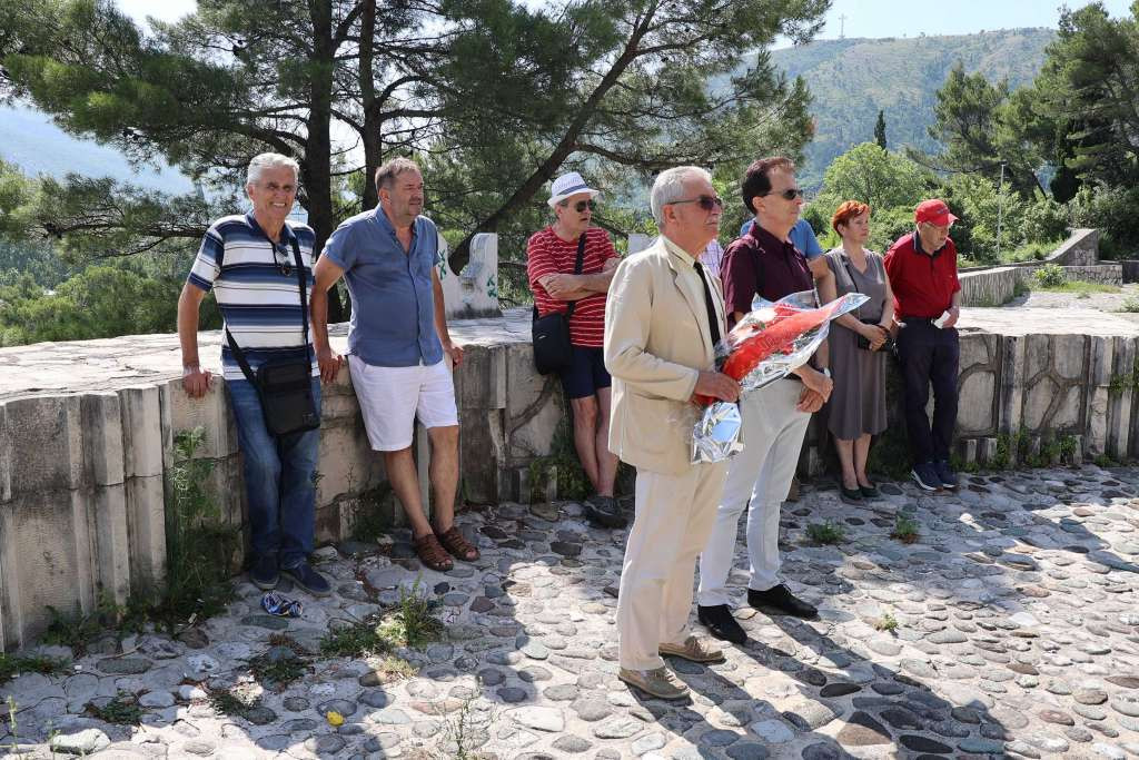 Đulić: Stanje Partizanskog groblja u Mostaru ogledalo Bosne i Hercegovine