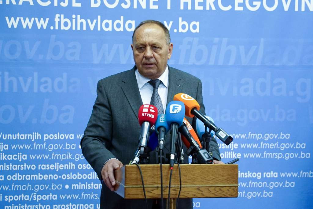 Vlada se odriče nabavke automobila, novac preusmjeren na liječenje djece