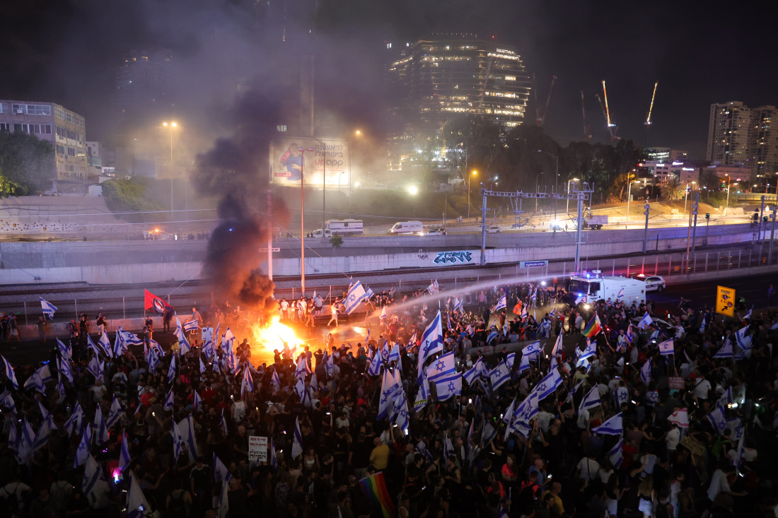 Ostavka šefa policije Tel Aviva izazvala proteste i sukobe
