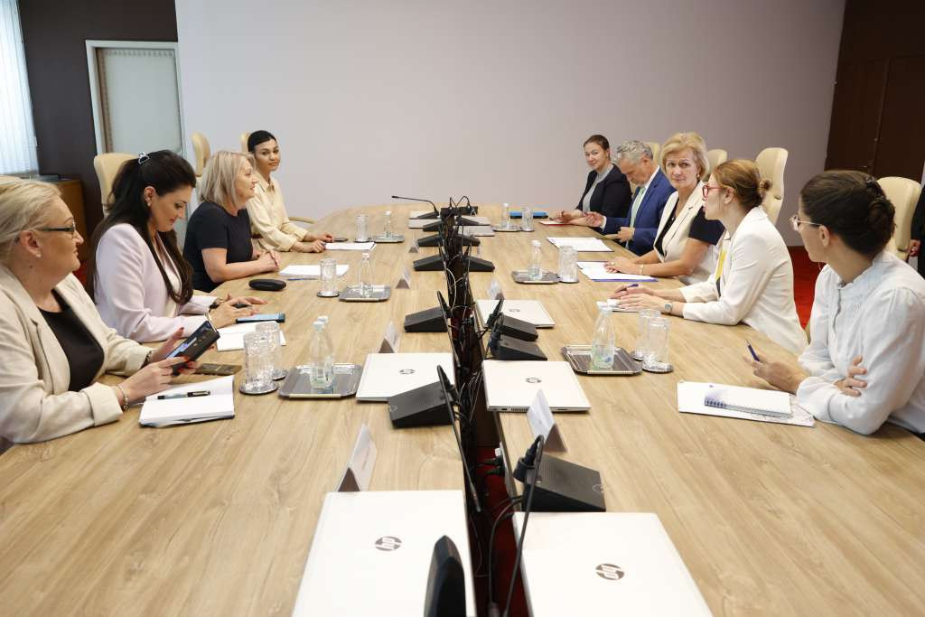 Krišto i Eichhorst: Nastaviti raditi u konstruktivnom duhu