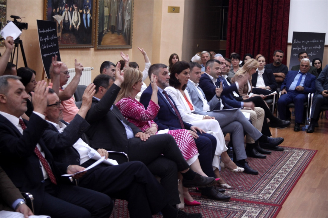 BNV pozvao Skupštinu Srbije da usvoji rezoluciju o genocidu u Srebrenici