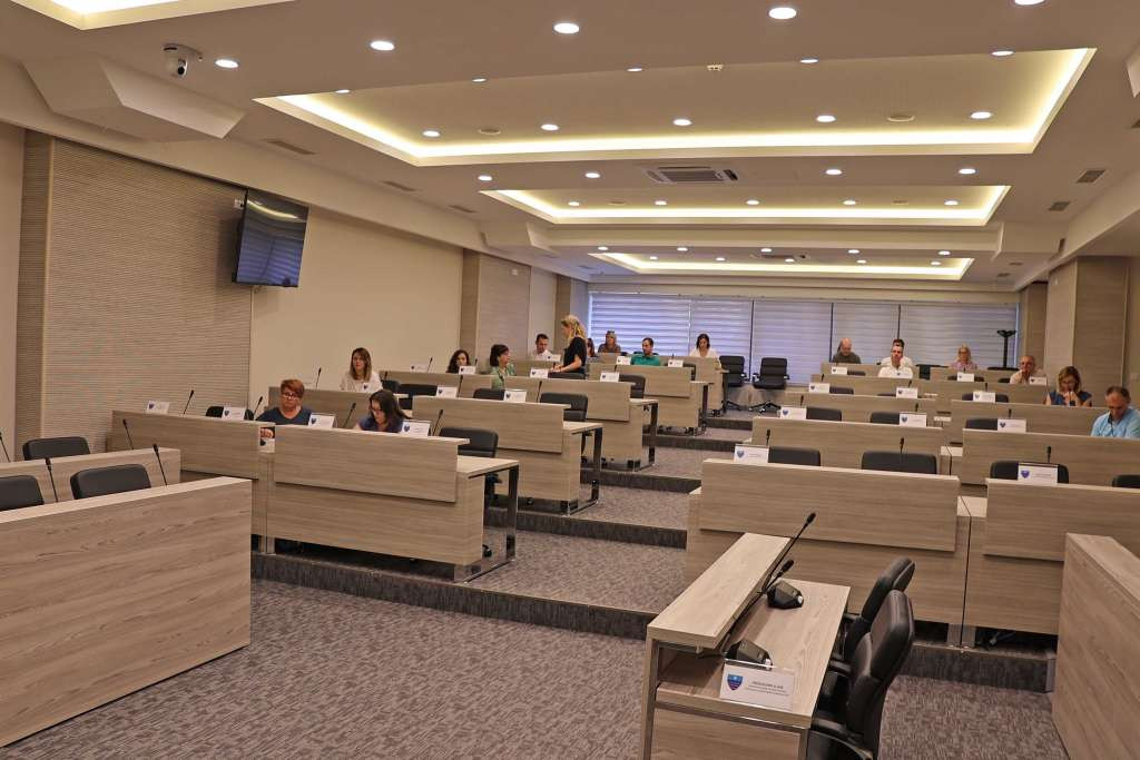 Razvoj sustava socijalne i dječje zaštite: Borba protiv siromaštva i socijalne isključenosti