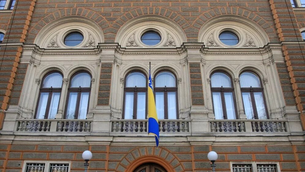 Na Bećirovićev zahtjev zakazana vanredna sjednica Predsjedništva BiH