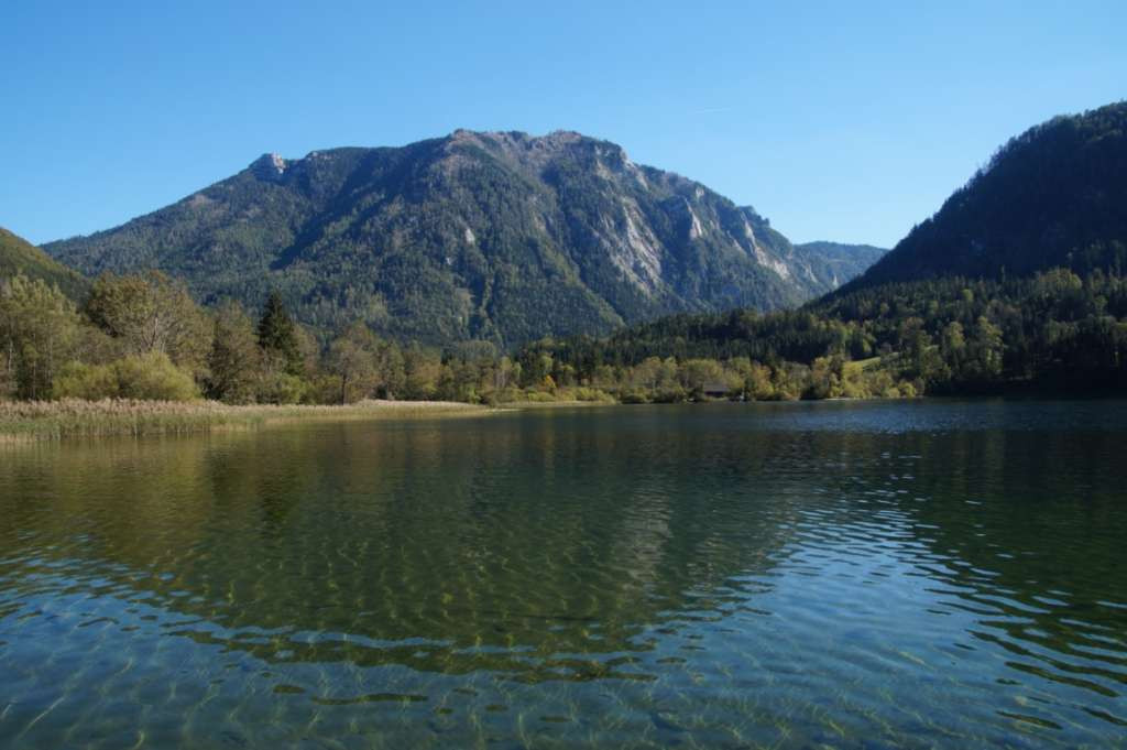 Jezera imaju više mikroplastike nego okeani