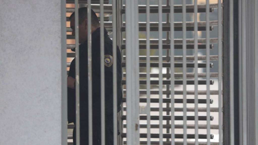 Predao se Duško Suvara, osuđen za zločine u Glamoču