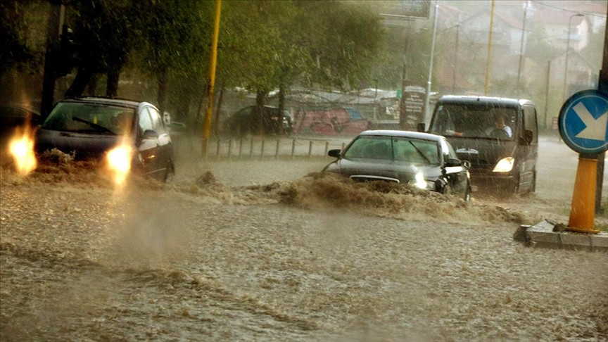 Narandžasti meteoalarm za danas i sutra, obilni lokalni pljuskovi, grmljavine i jak vjetar