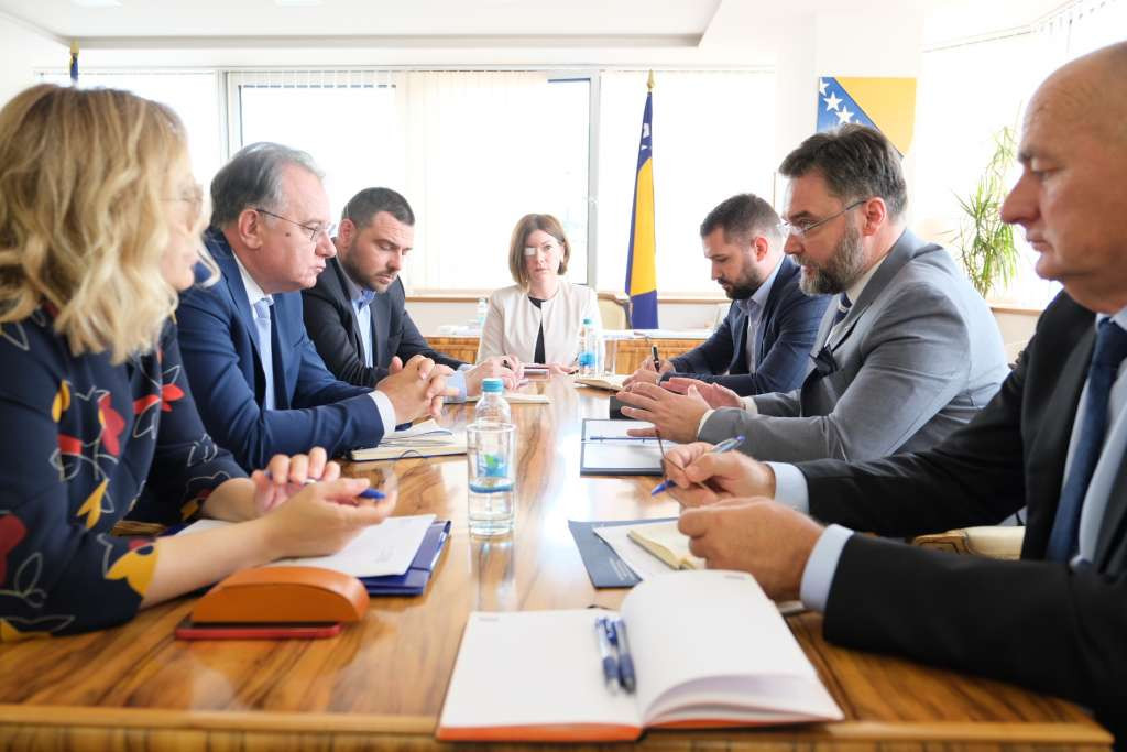 Nastaviti borbu protiv izgradnje odlagališta radioaktivnog otpada uz bh. granicu