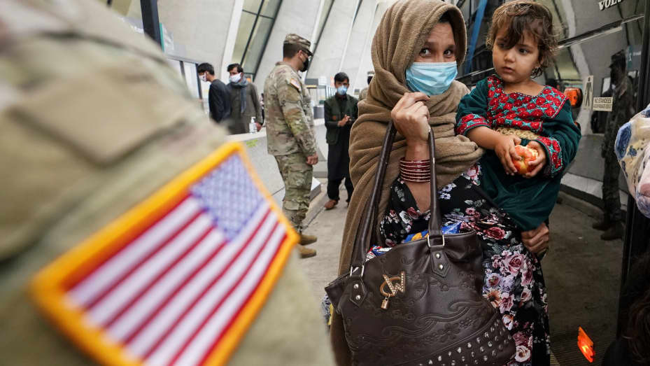 SAD evakuisao više od 24.000 Afganistanaca od septembra 2021. godine