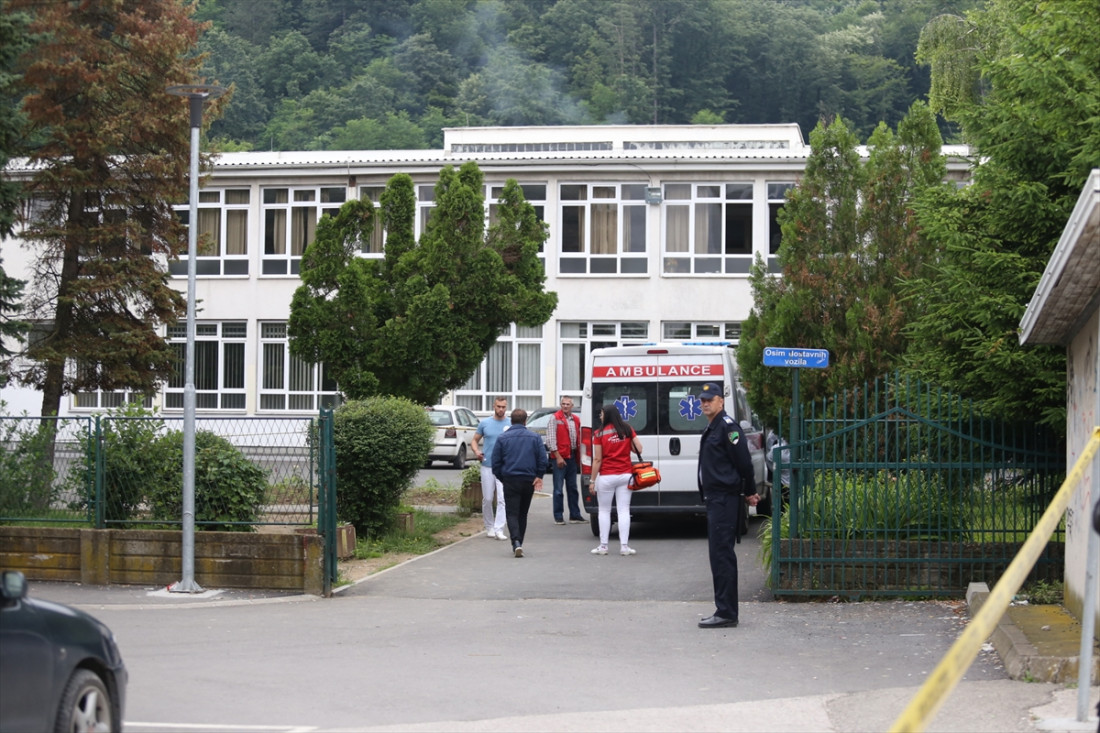 Dijete koje je pucalo pod policijskim nadzorom, završena školska godina