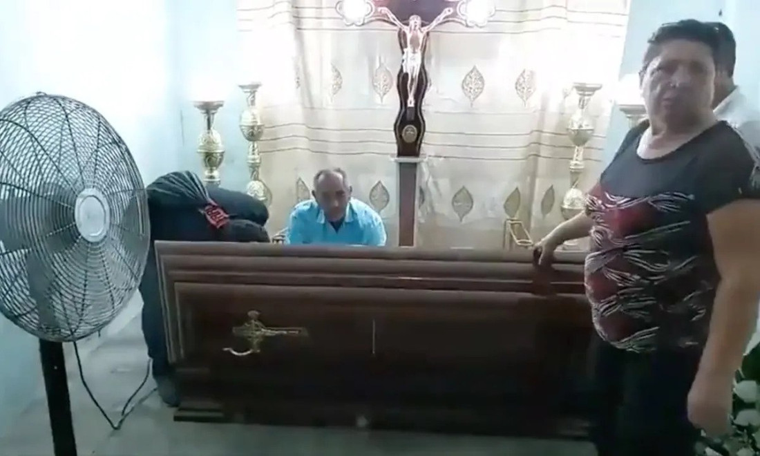 Žena koja je na svojoj sahrani lupala u kovčegu, umrla je nakon sedmice u bolnici