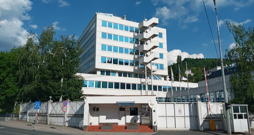 Puna saradnja sa visokim predstavnikom je temeljna obaveza prema Dejtonu