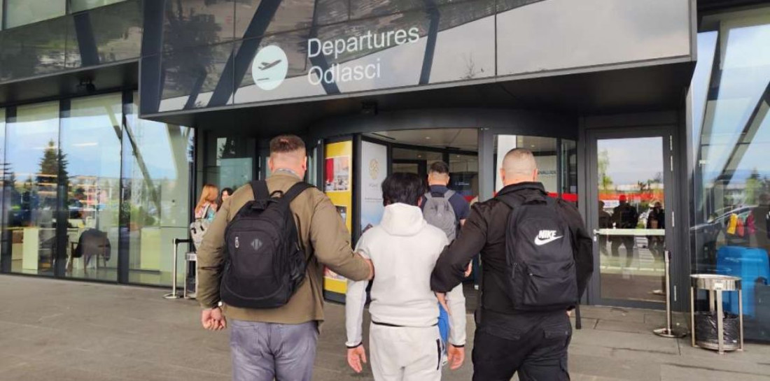 Služba za poslove sa strancima prisilno udaljila dva ilegalna migranta iz BiH