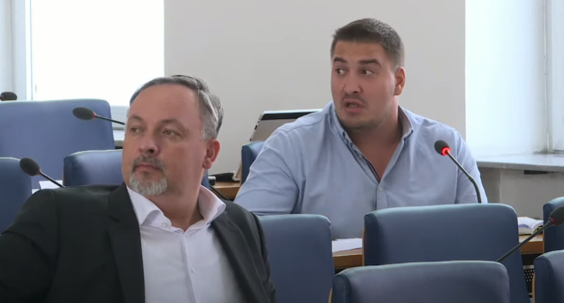 Klub SDA u Skupštini KS ogorčen zbog "terorisanja većine, promocije razvrata i egzibicionizma"