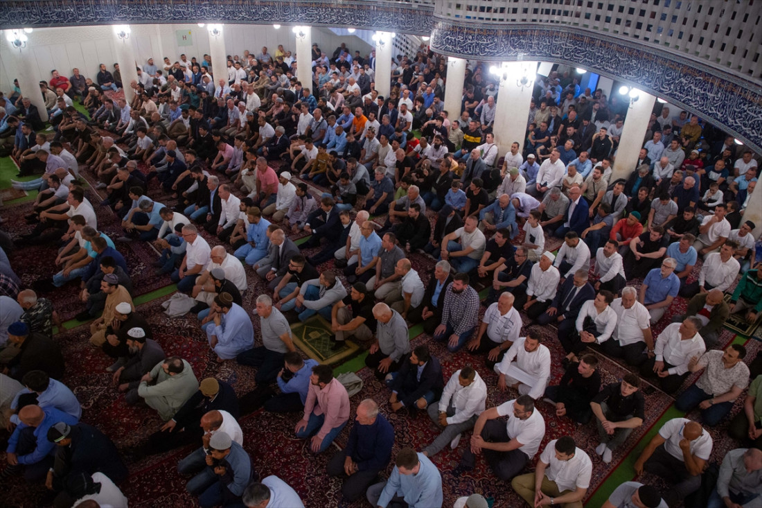 Bajram namaz klanjan u Zagrebačkoj džamiji