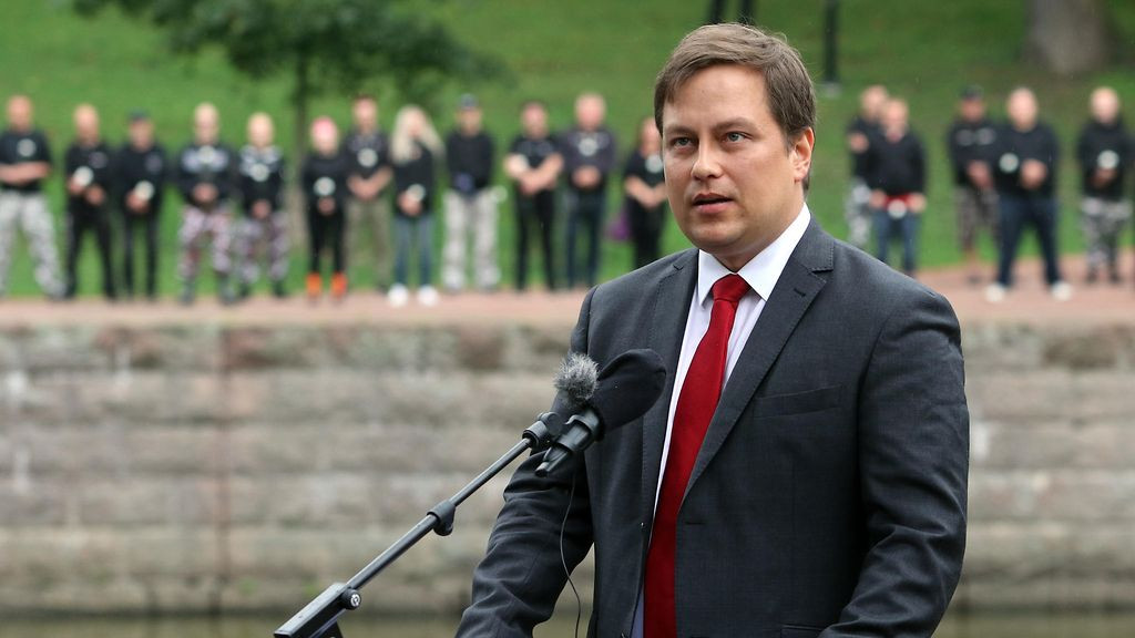 Finski nacionalistčki ministar podnio ostvku zbog aluzija na nacizam