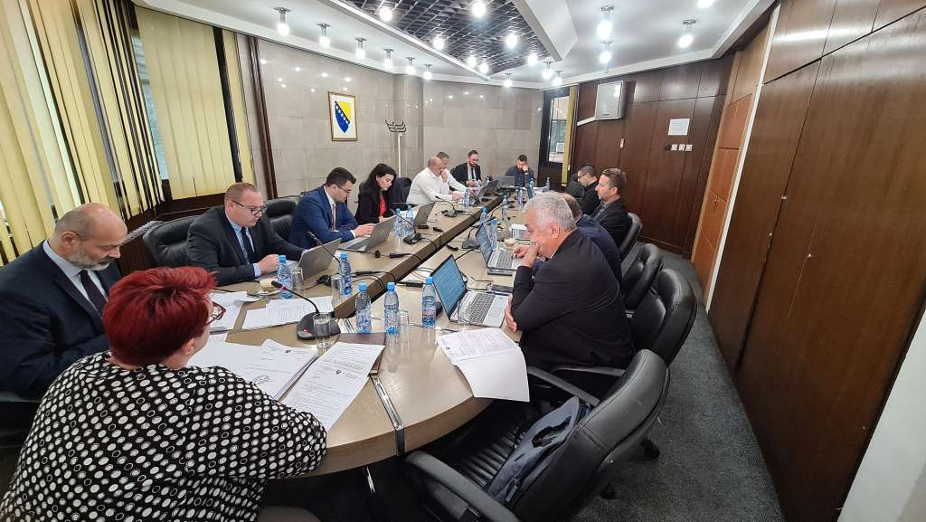 Vlada ZDK donijela odluku o isplati regresa za ovu godinu u iznosu od 616,50 KM