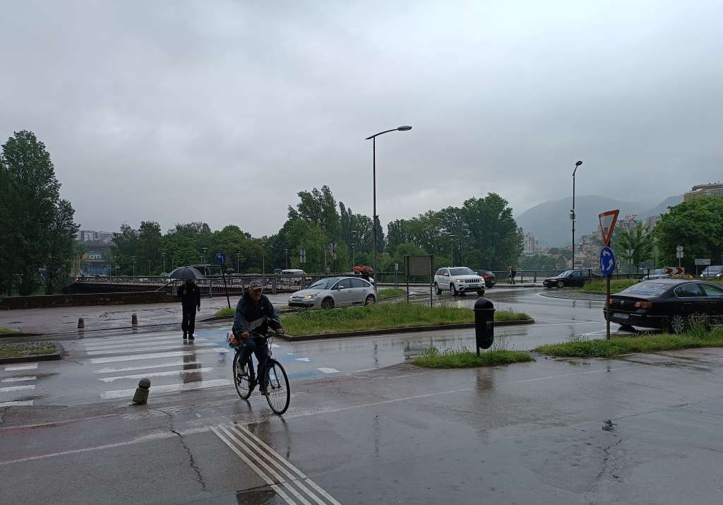 Sve rijeke na području ZDK-a i dalje su u svojim koritima pa i rijeka Bosna